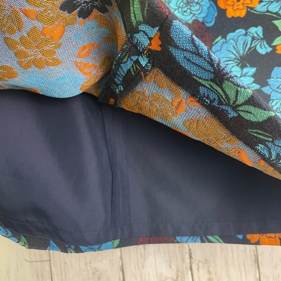 Loft Floral Skirt Size 0 - Picture 6 of 10